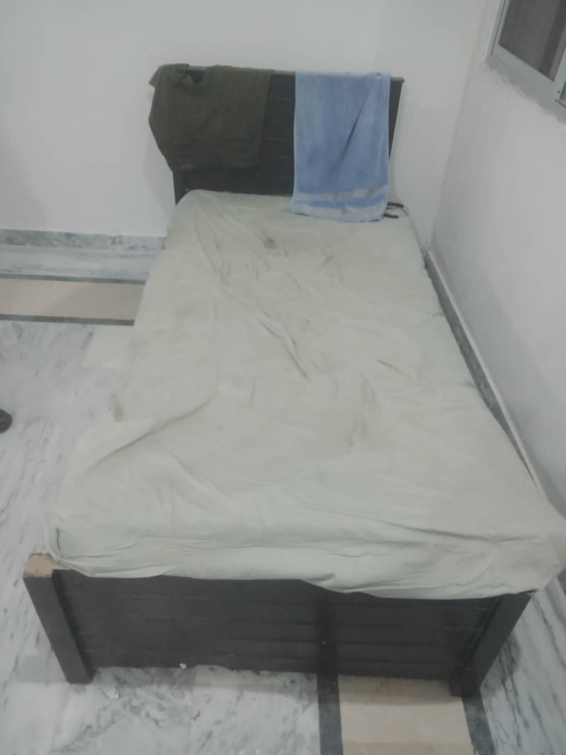 2 single Bed with matress and side tables 5
