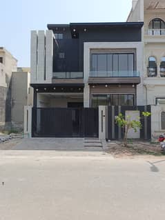 A House Of 5 Marla In Royal Orchard