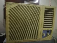 Japanese Window AC 0.75 Ton – Excellent Cooling & Condition!