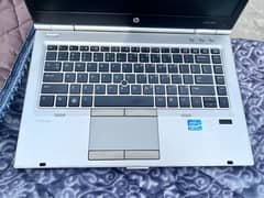 Hp Elitebook 8470p Core i5 3rd generation 4GB Ram 128 GB SSD 14"screen