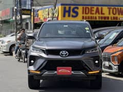 Toyota Fortuner Legender 2022