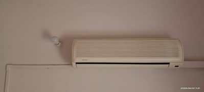 AC urgent for sale