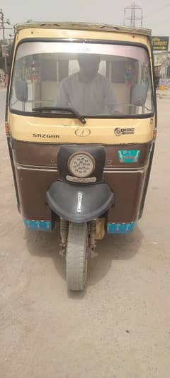 CNG rakshaw for sale