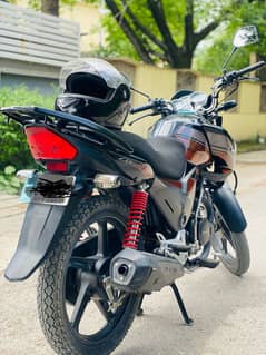 Honda cb 150f vip bike brand new urgent sale