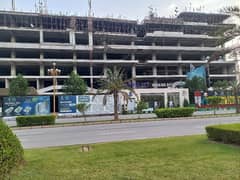 BEST OPERTUINTY FOR INVESTMENT 5MARLA COMMERCIAL PLOT FOR SALE POSSESSION AVAILABLE READY FOR CONSTRUCTION MORE DETAILS CONTACT ME