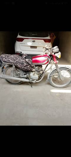 CG125