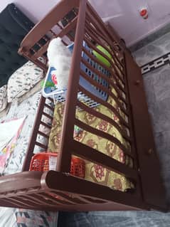 Baby cot for sale size 3 by 5