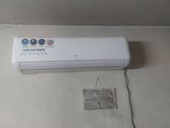 AUX 1.5 Ton DC inverter (AXW-18P White Q-Series)  Like brand new