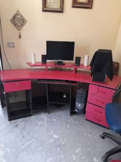 computer table for office or home use