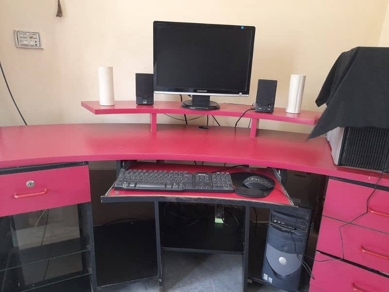 Table /office table/wooden table/computer table/table for sale 5