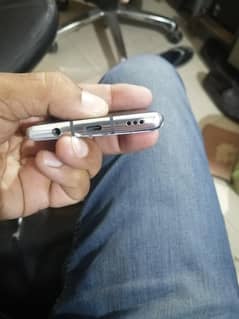 LG
