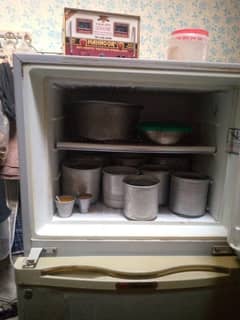 dawlance fridge both achi cooling karta hai munaseeb prize mn hai