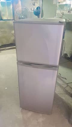 Dawlance double door in good condition