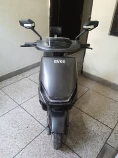 Evee