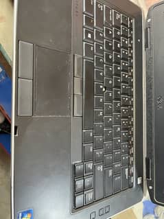 4 gb ram / 512 gb hard disk