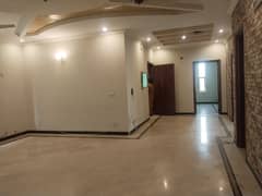 E 11 4 Near Main Road 30 Sec Vip Street Fully Separate Servant Gate Separate Water Tank