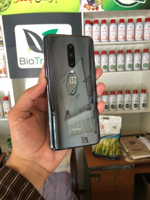 One Plus 7 pro Shade in display 5