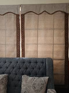brown and off-white blinds