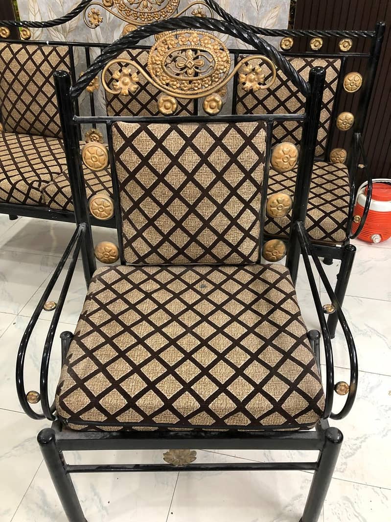 beautiful sofa set  space efficient 3