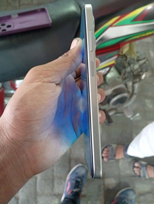 Infinix smart 9 8/128 New condition with zero scratch 7