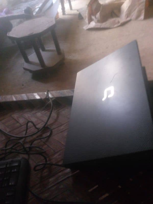 withe charger also 1