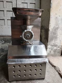 QEEMA MACEIN NONUSED