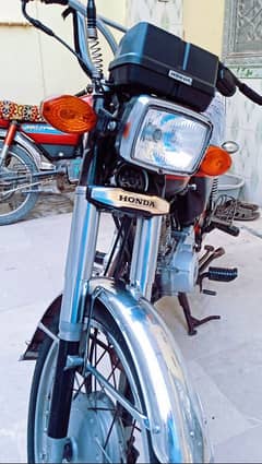 Honda CG 125 2017 model for sell in best condition