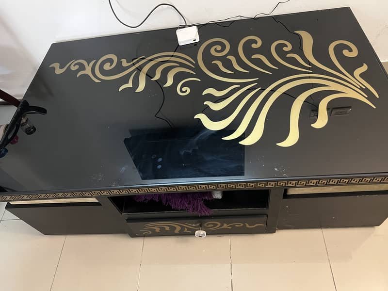 Centre table with four stools and draws, space saving 3