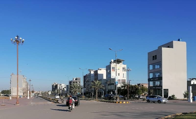 1 Kanal Plot No. 422 At Ideal Location For Sale In Block A Ex Park View DHA Phase 8 1