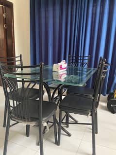 Dining table for sale