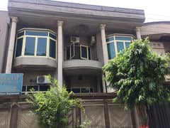 Ready To Buy A Prime Location House 10 Marla In Gujranwala