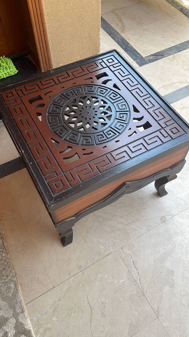 Center table with one side table 3