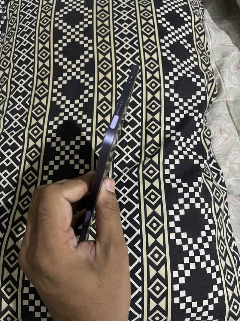 *IPAD**MINI* 6th generation 64gb 0