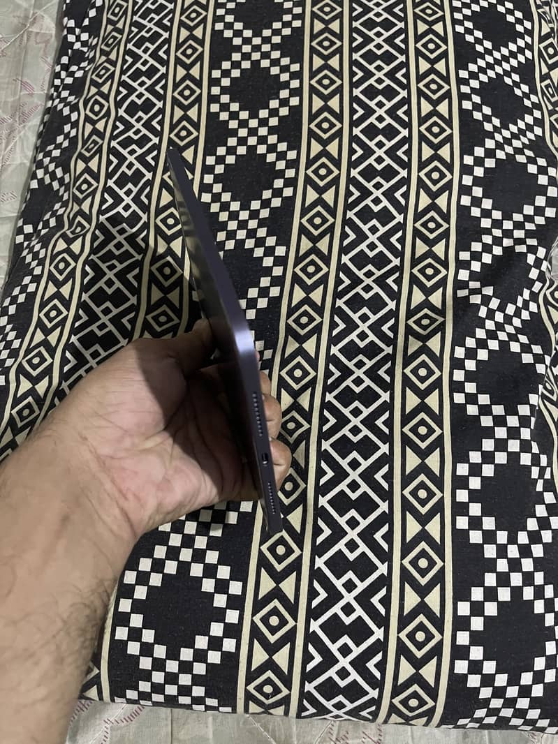 *IPAD**MINI* 6th generation 64gb 2