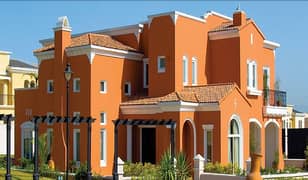 Emaar canyons views 5 bedrooms villas avaiable for rent