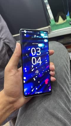 Sharp aquos Docomo r6