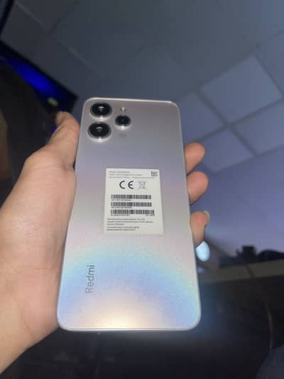 Redmi 12 8/128gb