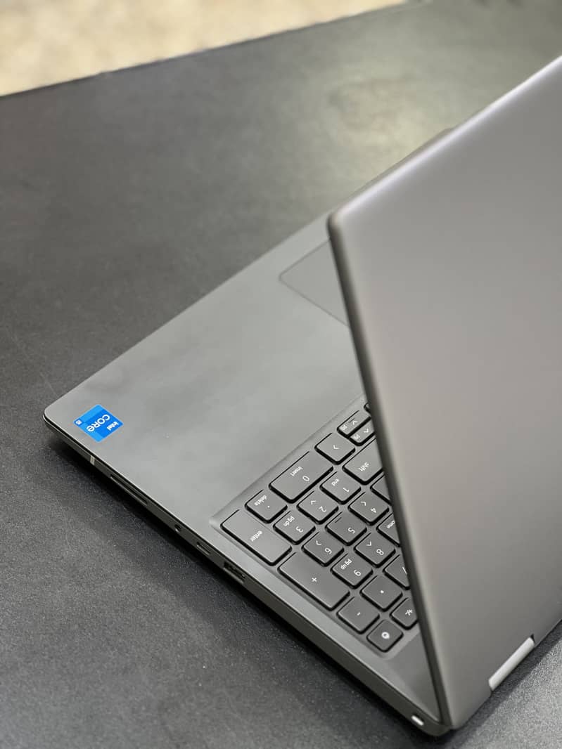 Dell precision 7670 - i5 12600HX - 512gb - 4gb RTX A1000 LAPTOP 4
