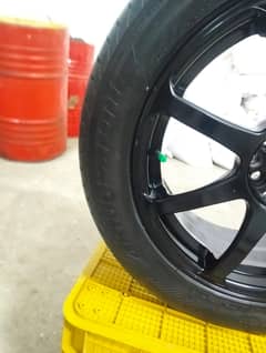 Honda Civic Used Rims & Tyre 225/50/17