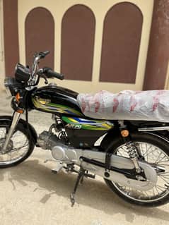 Classic brand ki bike hai 10/10