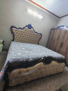 King size Bed set for sale.
