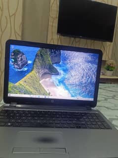 hp laptop core i3 4th generation 4/512gb