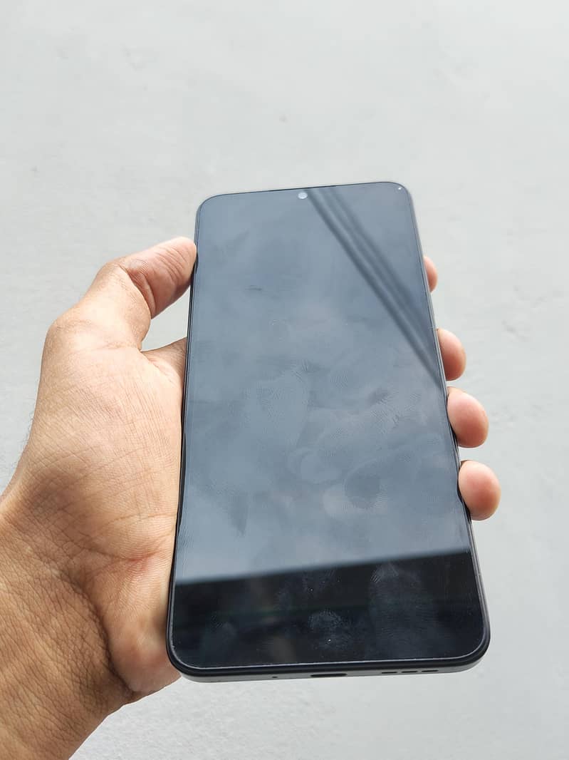 Redmi 13 c Lush condition 6/128 with box 3