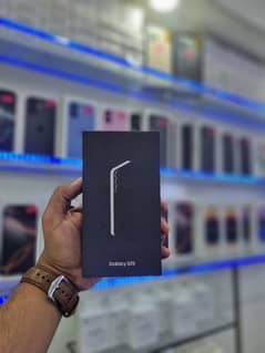 SAMSUNG S25