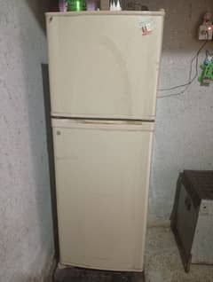 dawlance refrigerator