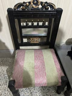 2 chairs with centre table