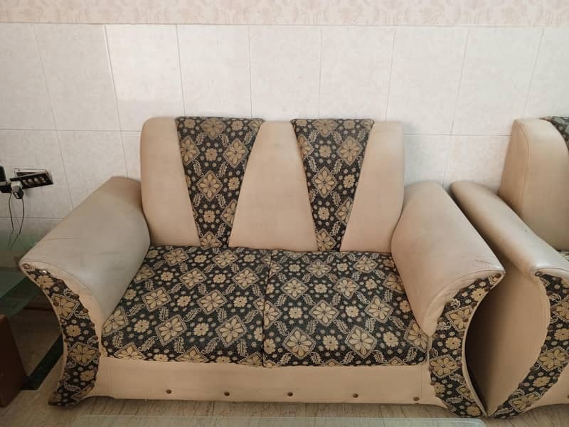 7 seater sofa set with tables 4