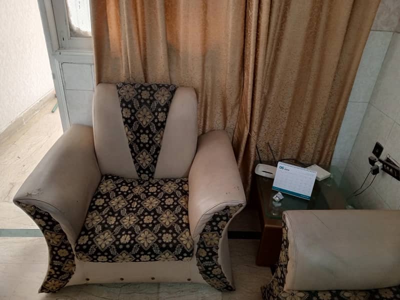 7 seater sofa set with tables 5
