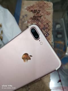 I phone 7 plus 32 gb
