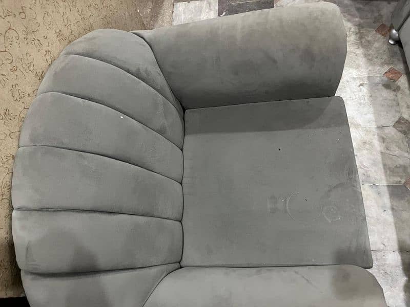 Grey Sofa set & Table New Condition 6